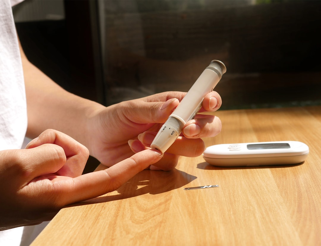 Precision Metabolic Health: Continuous Glucose Monitoring (CGM), Insulin Sensitivity Optimization, and Mitochondrial Bioenergetics - Featured Image